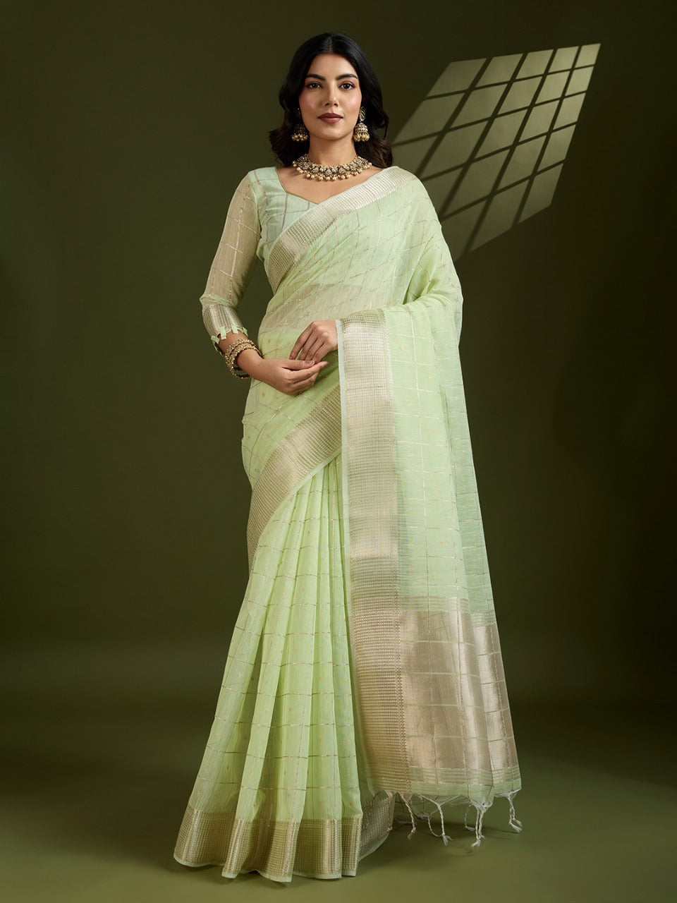 Soft tissue linen silk saree with zari weaving work